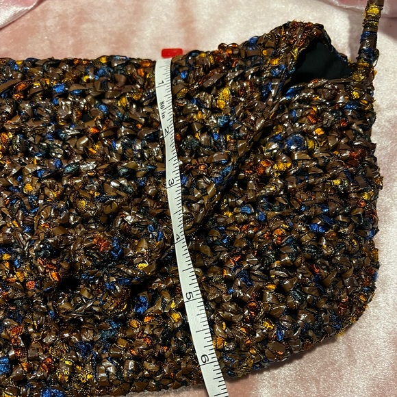 Handmade Plastic bag and string purse. - Picture 8 of 9